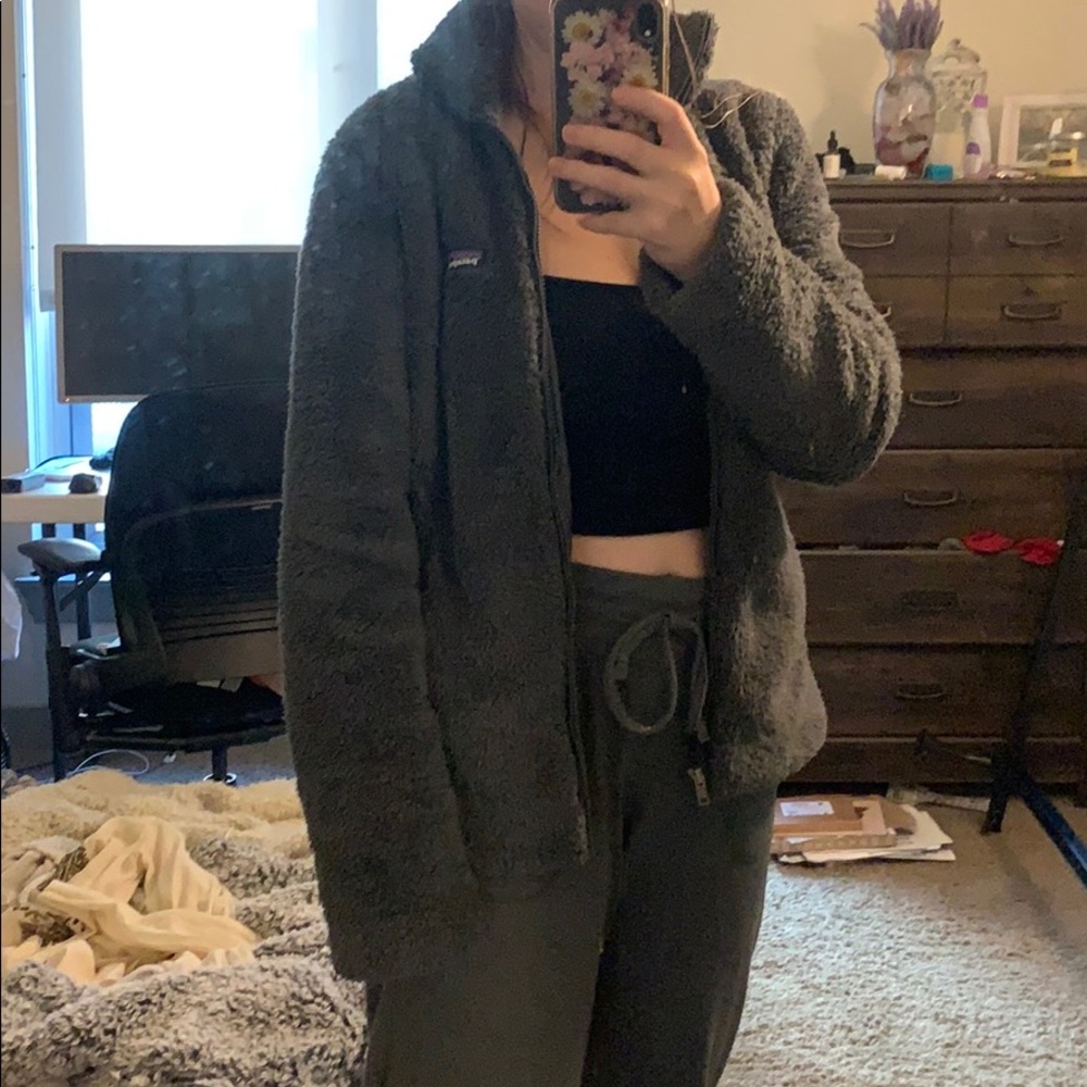 Gently used Patagonia zip up